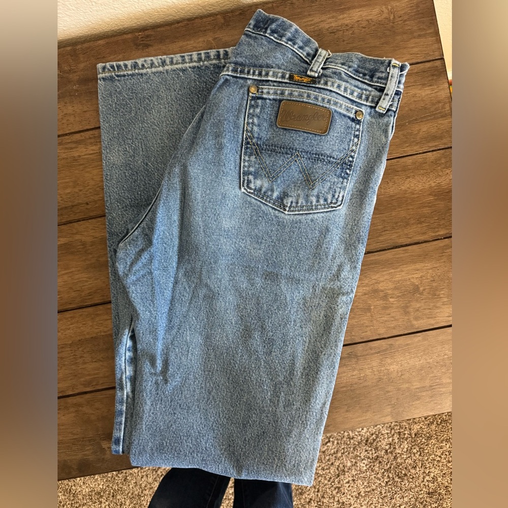 Men’s Wrangler Jeans